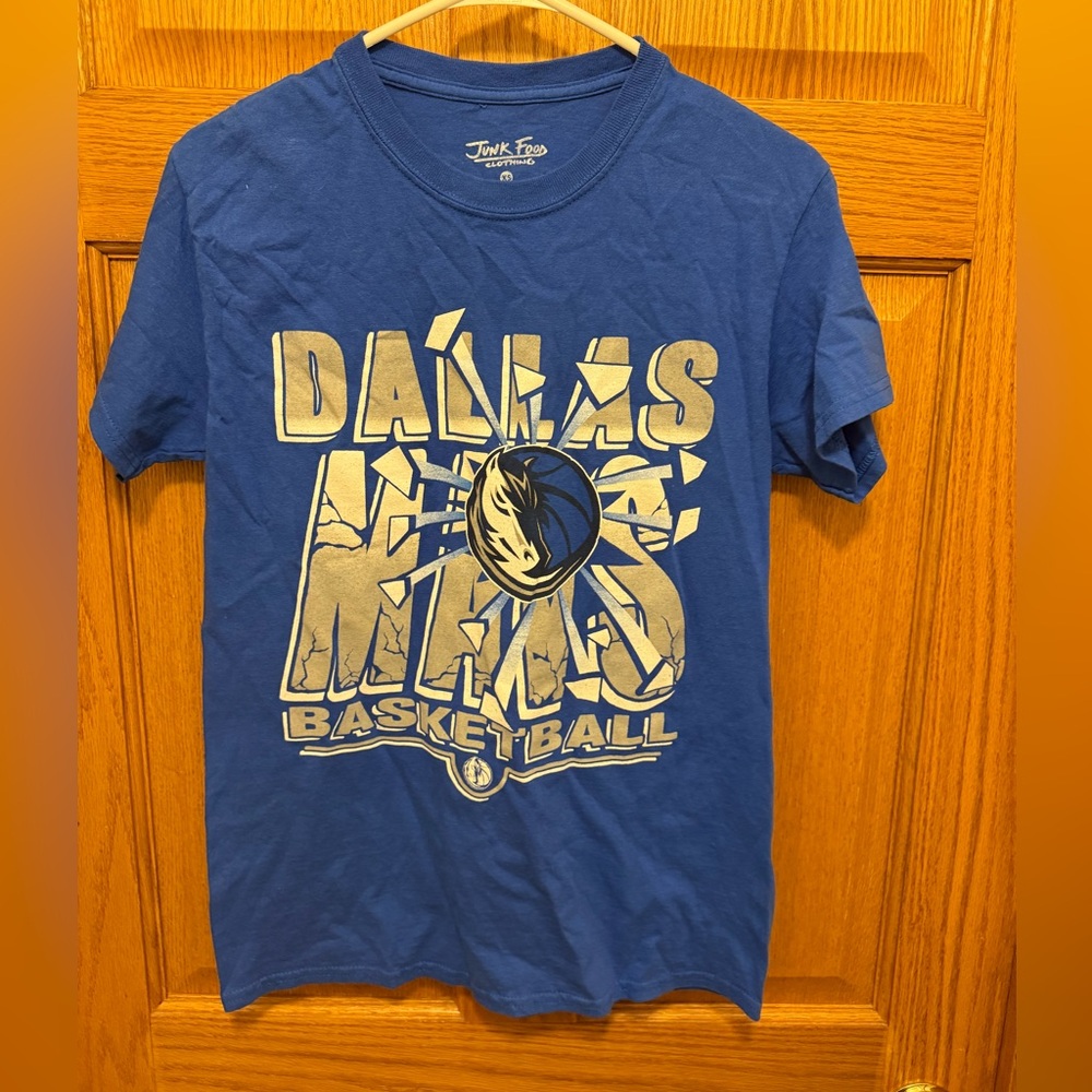 Junk Food NBA Dallas Mavericks T-Shirt size XS
